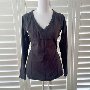 Calvin Klein Performance V Neck Long Sleeve Quick Dry Reflective Top In Medium